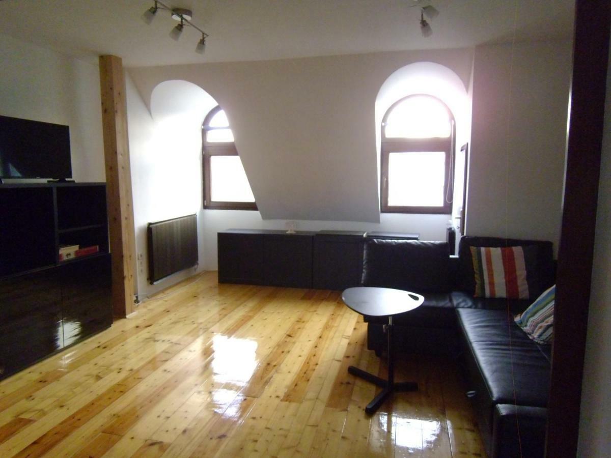 Aulich Apartman Мішкольц Екстер'єр фото