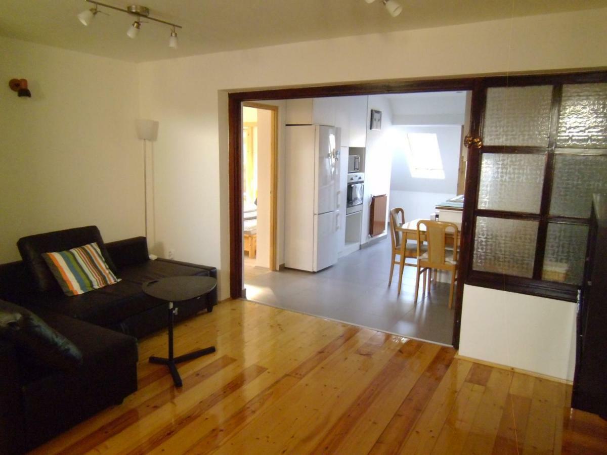 Aulich Apartman Мішкольц Екстер'єр фото