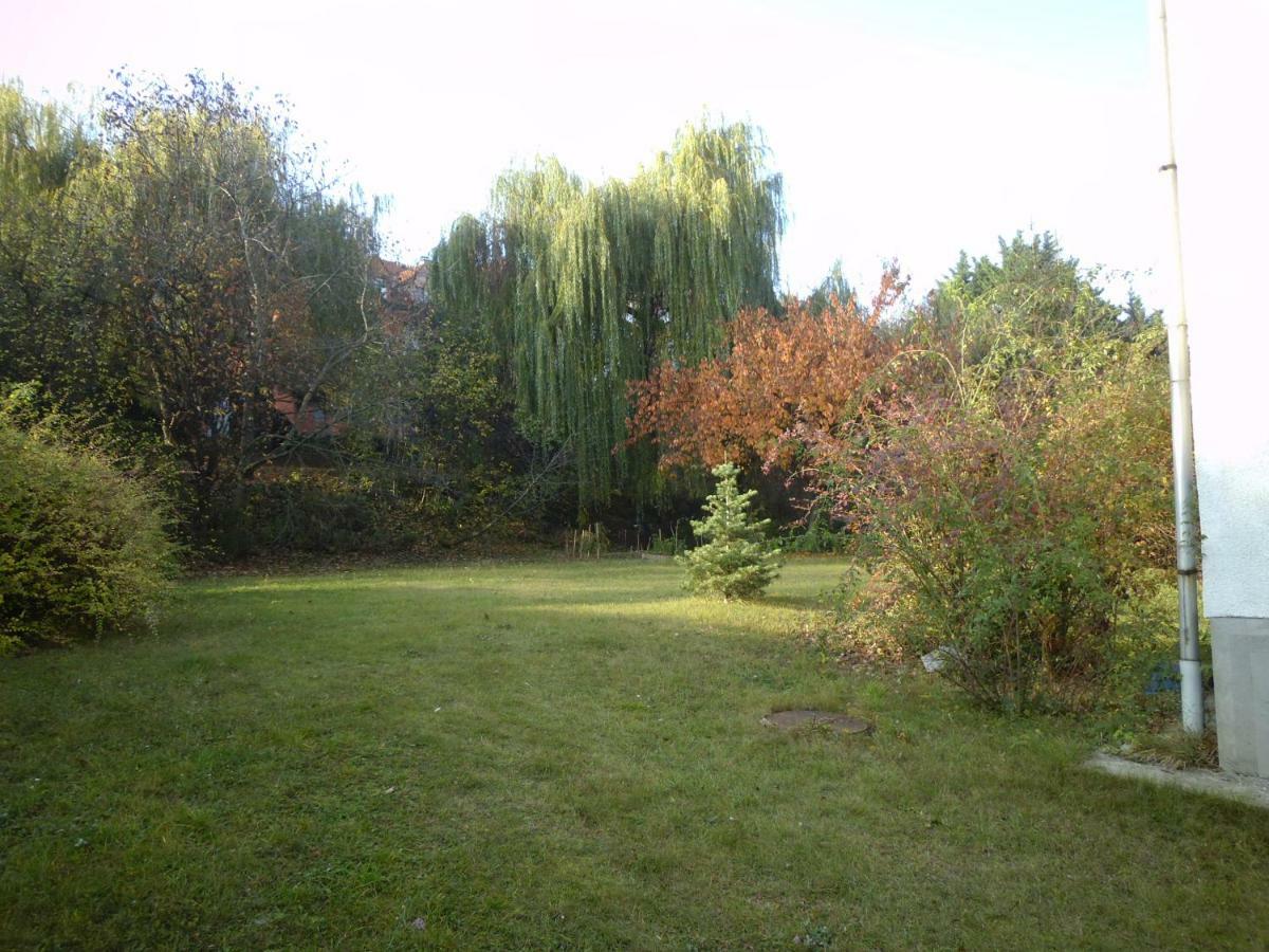 Aulich Apartman Мішкольц Екстер'єр фото